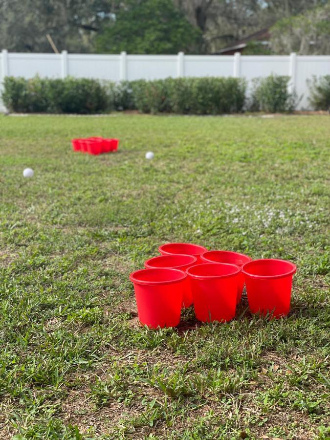 Plush Sheets, Games!, Huge Backyard, Massage Chair Tampa Esterno foto